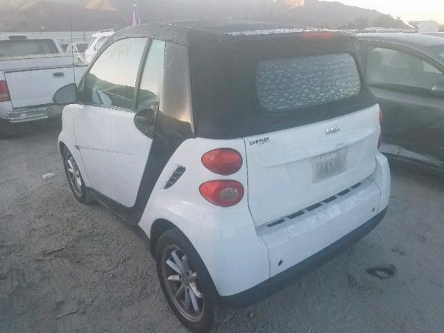 WMEEK31XX8K127658 - 2008 SMART FORTWO PAS 白色 照片 3