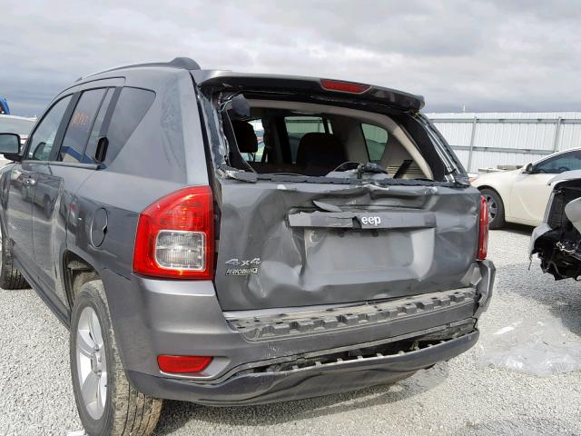 1C4NJDBBXCD588821 - 2012 JEEP COMPASS SP GRAY photo 9