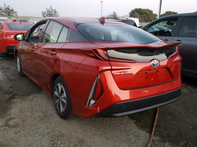 JTDKARFP7H3048040 - 2017 TOYOTA PRIUS PRIM RED photo 3