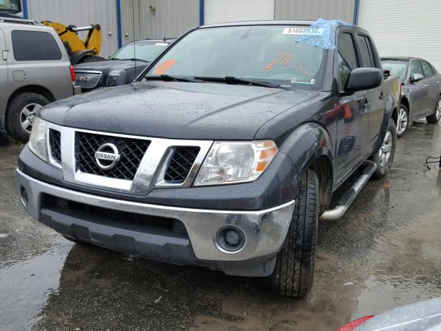 1N6AD0ER6AC447347 - 2010 NISSAN FRONTIER C BLACK photo 2