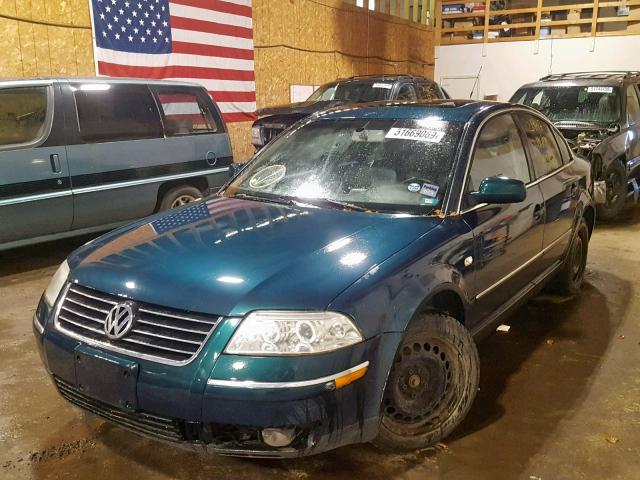 WVWTH63BX1E112993 - 2001 VOLKSWAGEN PASSAT GLX GREEN photo 2