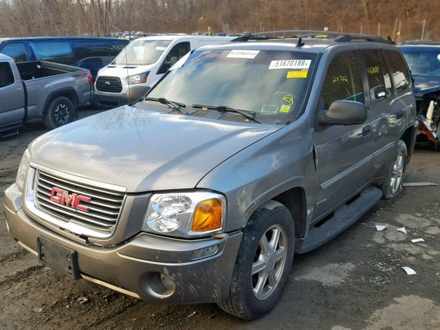 1GKDT13S982128186 - 2008 GMC ENVOY GRAY photo 2