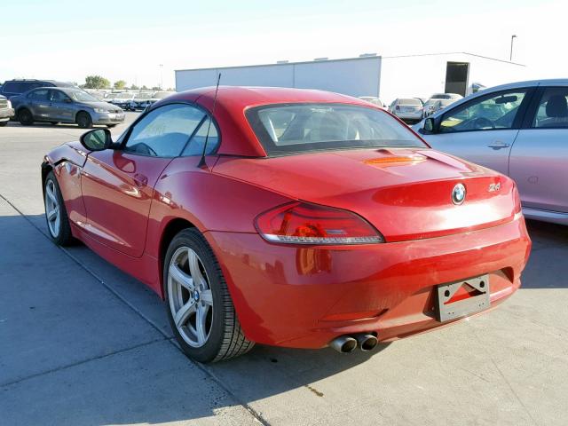 WBALM5C54BE378458 - 2011 BMW Z4 SDRIVE3 RED photo 3