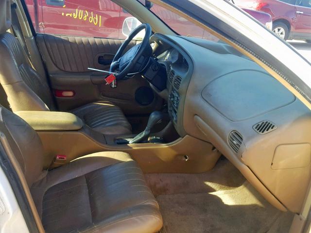 1G2WR521XXF346958 - 1999 PONTIAC GRAND PRIX WHITE photo 5