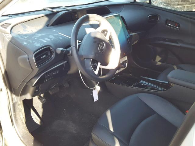 JTDKARFP5H3067444 - 2017 TOYOTA PRIUS PRIM თეთრი ფოტო 5