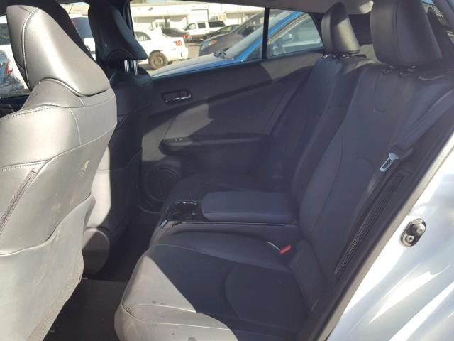 JTDKARFP5H3067444 - 2017 TOYOTA PRIUS PRIM თეთრი ფოტო 6