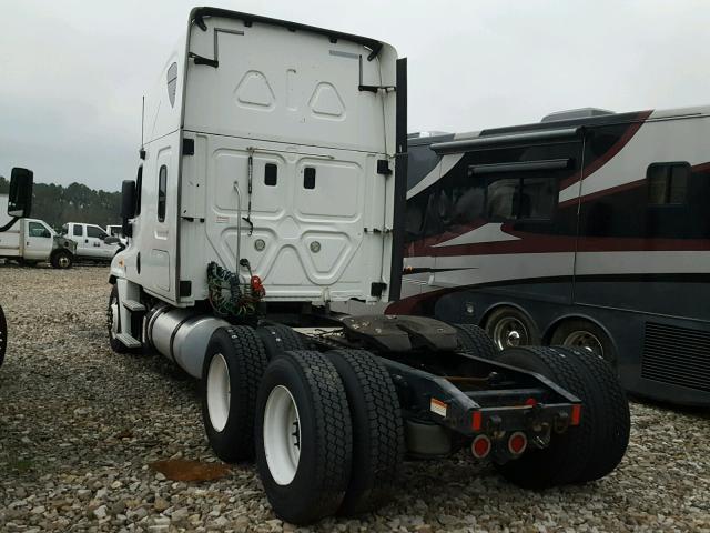 1FUJGLBG8DSBY2273 - 2013 FREIGHTLINER CASCADIA 1 WHITE photo 3