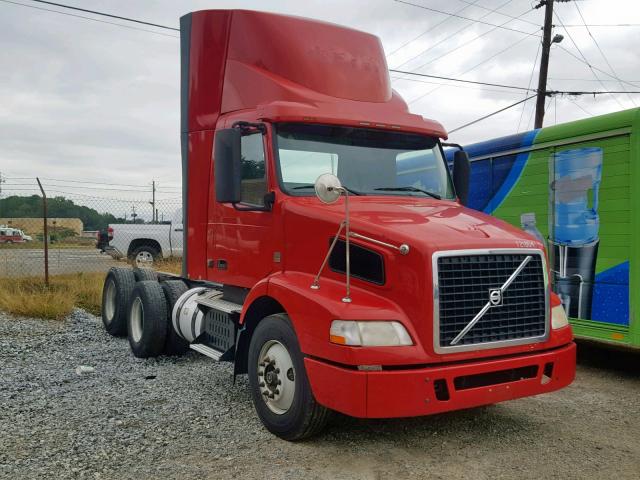 4V4MC9EG4DN131335 - 2013 VOLVO VN VNM RED photo 1