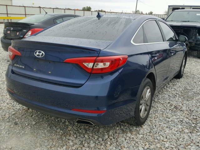 5NPE24AF1FH015662 - 2015 HYUNDAI SONATA SE BLUE photo 4