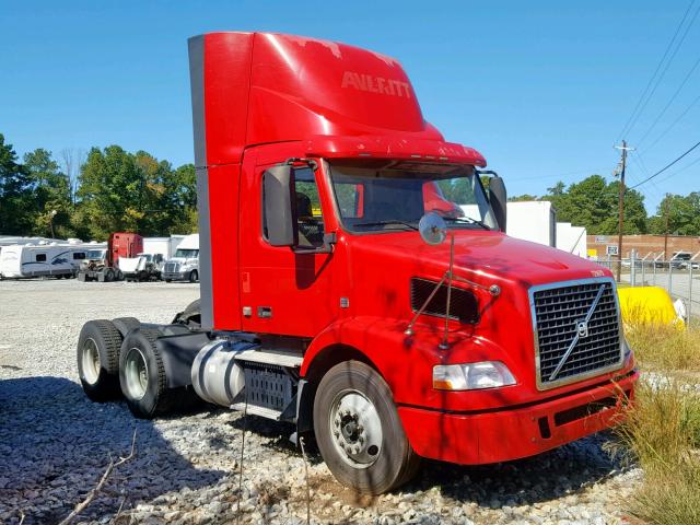 4V4MC9EG4DN131240 - 2013 VOLVO VN VNM RED photo 1