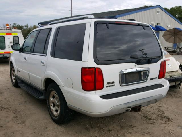 5LMRU27A3YLJ00313 - 2000 LINCOLN NAVIGATOR 白色 照片 3