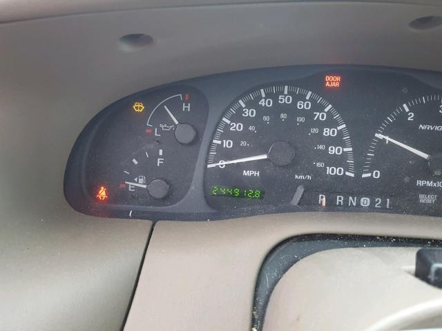 5LMRU27A3YLJ00313 - 2000 LINCOLN NAVIGATOR 白色 照片 8