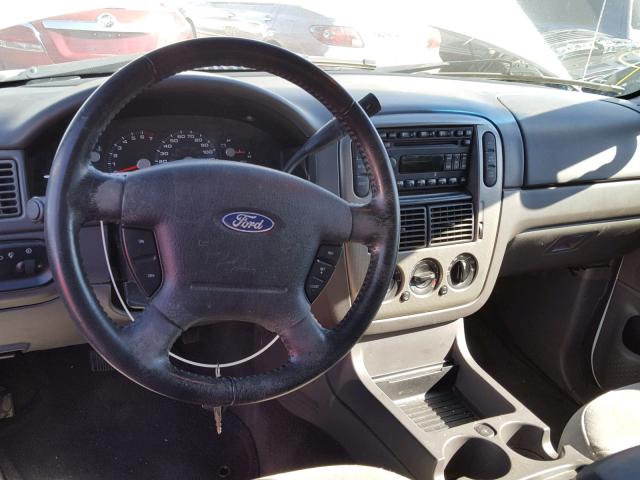 1FMZU73W05UB88048 - 2005 FORD EXPLORER X WHITE photo 9