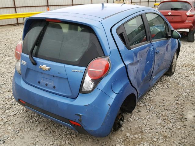 KL8CB6S99FC738899 - 2015 CHEVROLET SPARK LS BLUE photo 4