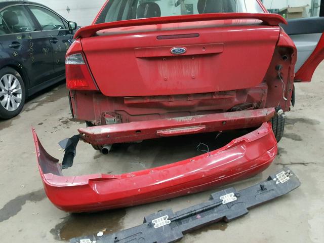 1FAHP34N17W255906 - 2007 FORD FOCUS ZX4 RED photo 9