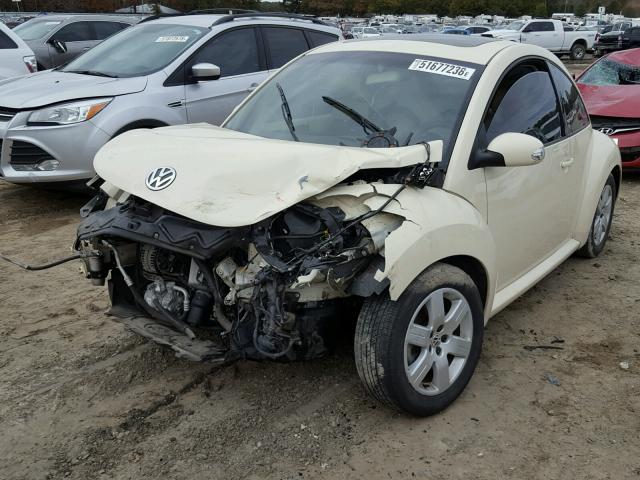 3VWRW31C27M514579 - 2007 VOLKSWAGEN NEW BEETLE 白色 照片 2