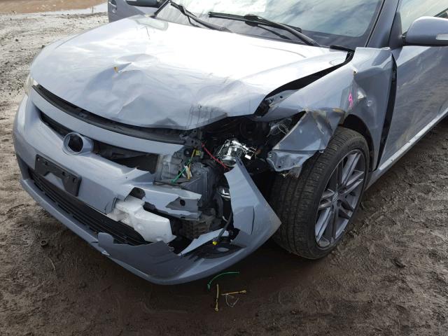 JTKJF5C73D3056312 - 2013 TOYOTA SCION TC ვერცხლისფერი ფოტო 9