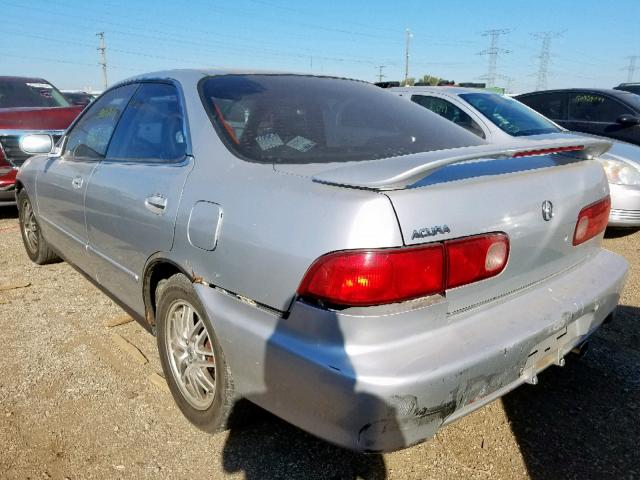 JH4DB7661YS000569 - 2000 ACURA INTEGRA GS SILVER photo 3