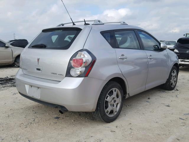 5Y2SM67039Z415621 - 2009 PONTIAC VIBE SILVER photo 4