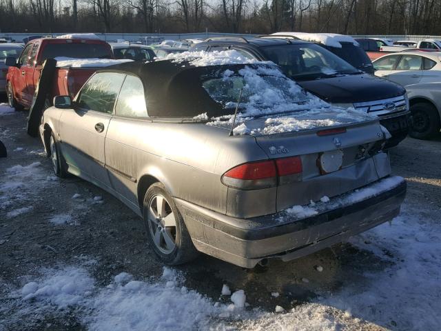 YS3DF75K237003294 - 2003 SAAB 9-3 SE SILVER photo 3