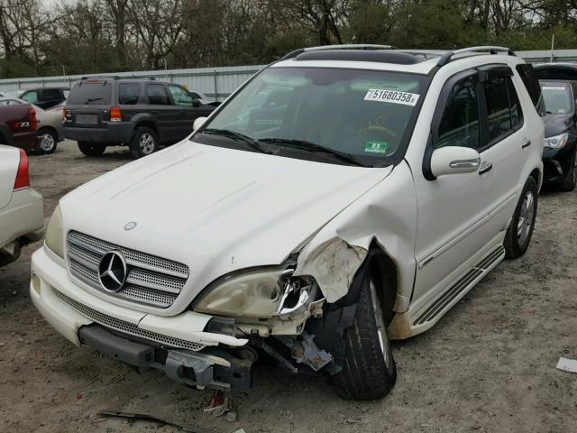 4JGAB57E85A556809 - 2005 MERCEDES-BENZ ML 350 WHITE photo 2