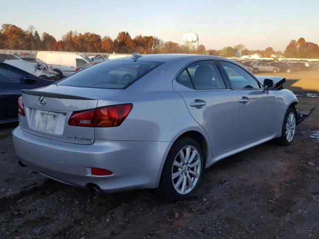 JTHCK262482026014 - 2008 LEXUS IS 250 GRAY photo 4