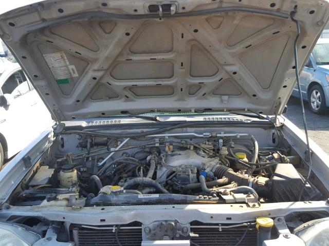 1N6ED27T53C450510 - 2003 NISSAN FRONTIER C SILVER photo 7