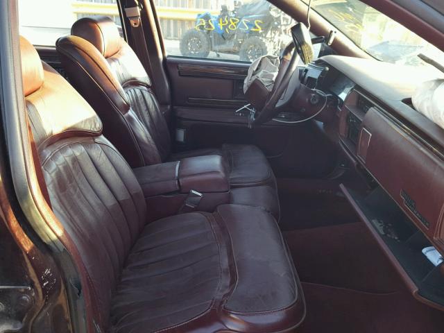 1G4BR82P3SR407098 - 1995 BUICK ROADMASTER MAROON photo 5