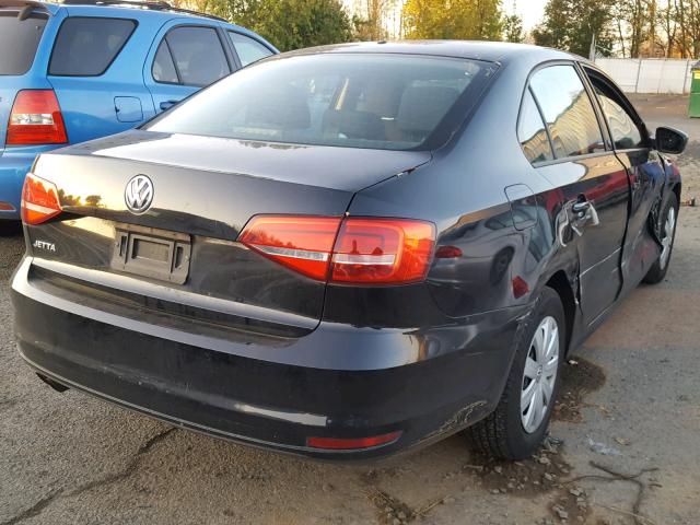 3VW2K7AJ1FM293090 - 2015 VOLKSWAGEN JETTA BASE Սև լուսանկար 4