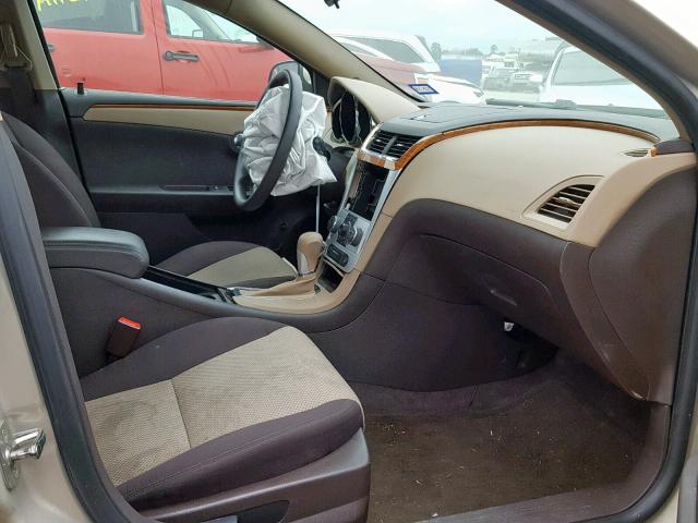 1G1ZC5E09CF281617 - 2012 CHEVROLET MALIBU 1LT GOLD photo 5