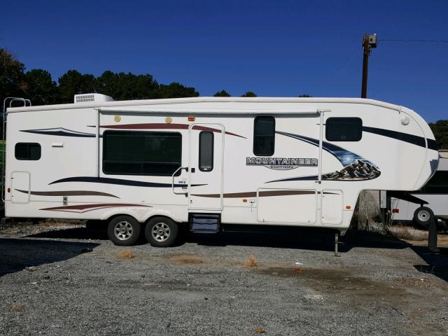 4YDF29526A4731218 - 2010 KEYSTONE MONTANA WHITE photo 6