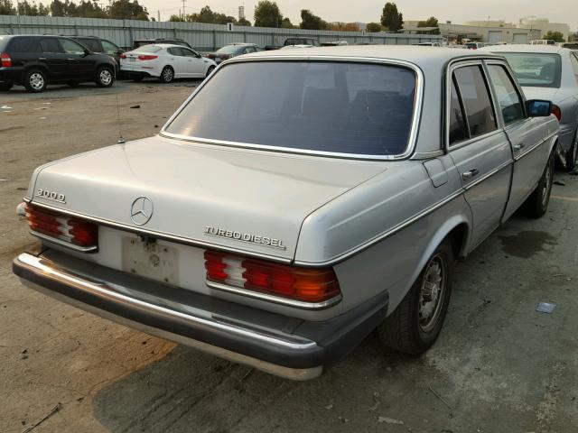 WDBAB33A1DB016026 - 1983 MERCEDES-BENZ 300 DT SILVER photo 4