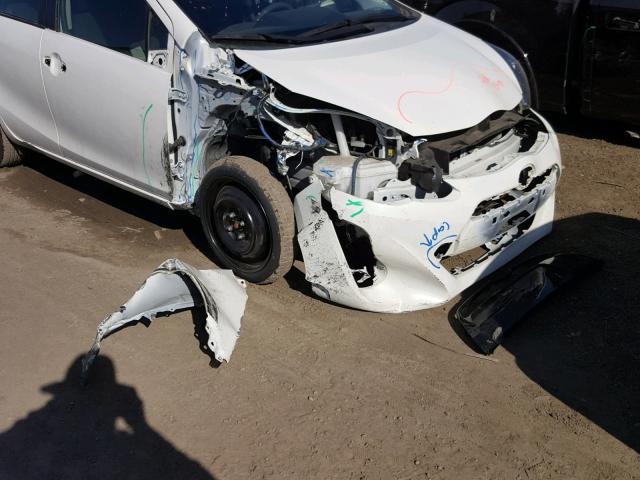 JTDKDTB38F1578601 - 2015 TOYOTA PRIUS C WHITE photo 9