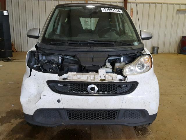 WMEEJ3BA4DK684668 - 2013 SMART FORTWO PUR GRAY photo 9