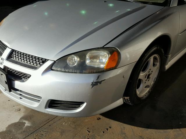 4B3AG42G94E144477 - 2004 DODGE STRATUS SX SILVER photo 9