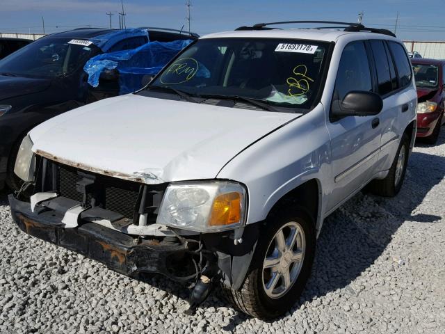 1GKDS13S182207760 - 2008 GMC ENVOY WHITE photo 2