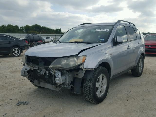 JA4LS21WX8Z009781 - 2008 MITSUBISHI OUTLANDER SILVER photo 2