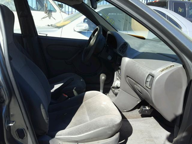 2C1MR522216703477 - 2001 CHEVROLET METRO LSI GRAY photo 5