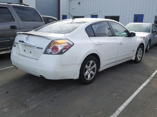 1N4CL21E87C223217 - 2007 NISSAN ALTIMA HYB WHITE photo 4