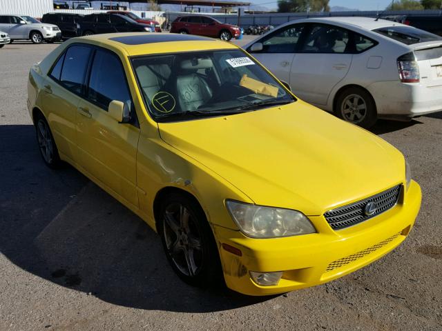 JTHBD192X20056973 - 2002 LEXUS IS 300 YELLOW photo 1