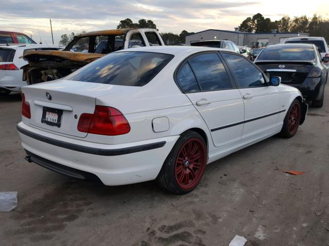 WBAAV53401FT02563 - 2001 BMW 330 I WHITE photo 4