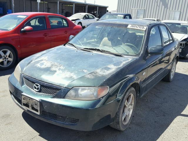 JM1BJ225230101118 - 2003 MAZDA PROTEGE DX GREEN photo 2