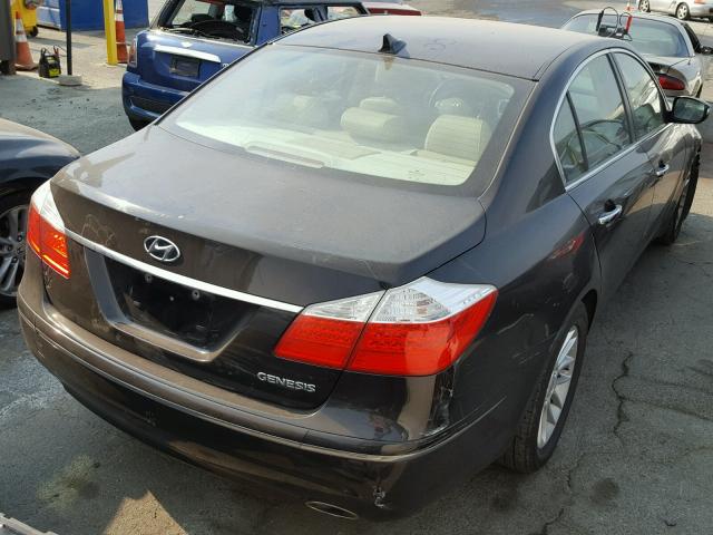 KMHGC4DE8BU136869 - 2011 HYUNDAI GENESIS 3. BLACK photo 4