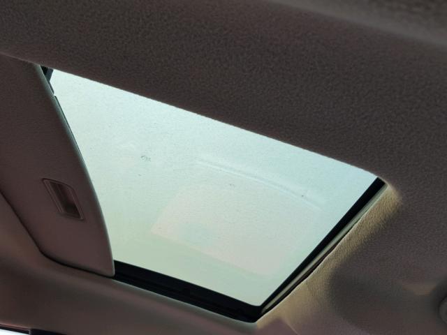 1G8AW12F44Z131132 - 2004 SATURN ION LEVEL RED photo 9