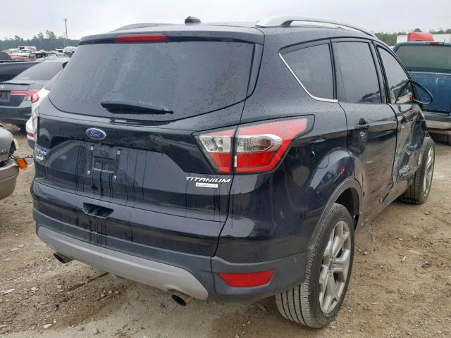 1FMCU0J91HUC14607 - 2017 FORD ESCAPE TIT BLACK photo 4