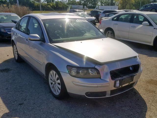 YV1MS382052078951 - 2005 VOLVO S40 2.4I SILVER photo 1