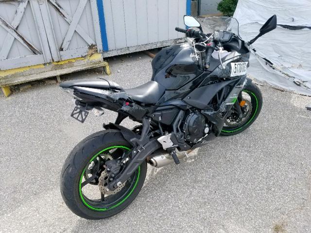 JKAEXEJ15KDA04219 - 2019 KAWASAKI EX650 J BLACK photo 4