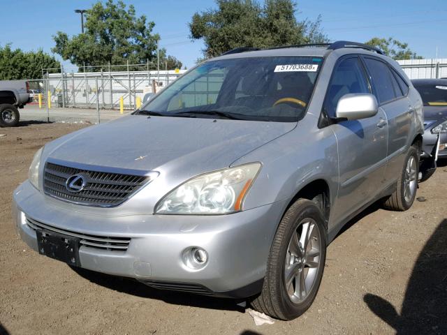 JTJGW31U972001918 - 2007 LEXUS RX 400H SILVER photo 2