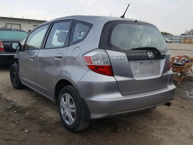 JHMGE87219C001965 - 2009 HONDA FIT GRAY photo 3