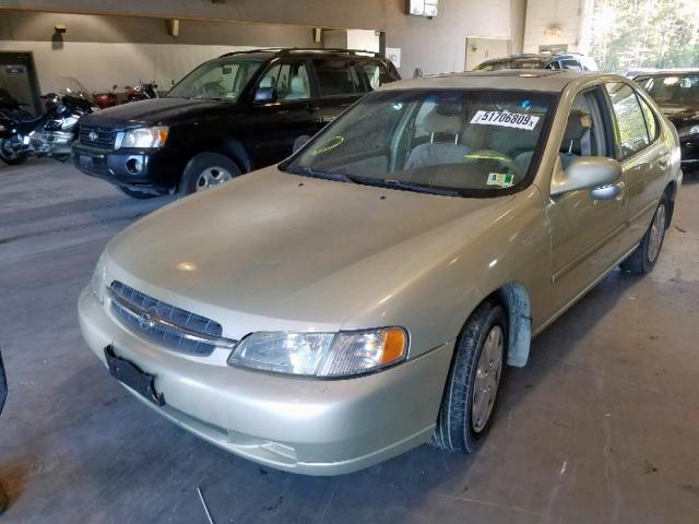 1N4DL01D3WC140454 - 1998 NISSAN ALTIMA XE GOLD photo 2